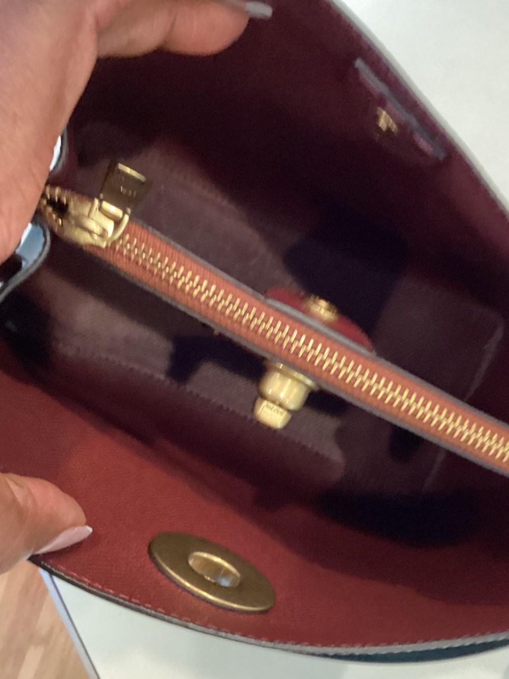 Coach Pebbled Leather Crossbody Bag in Dark Green with Gold Hardware - Picture 4 of 4